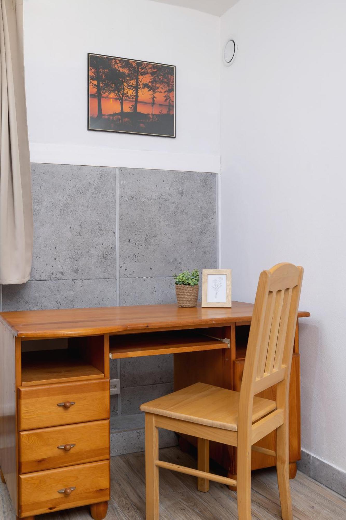 Classic & Elegant Moniuszki In By Renters Apartment Krakow