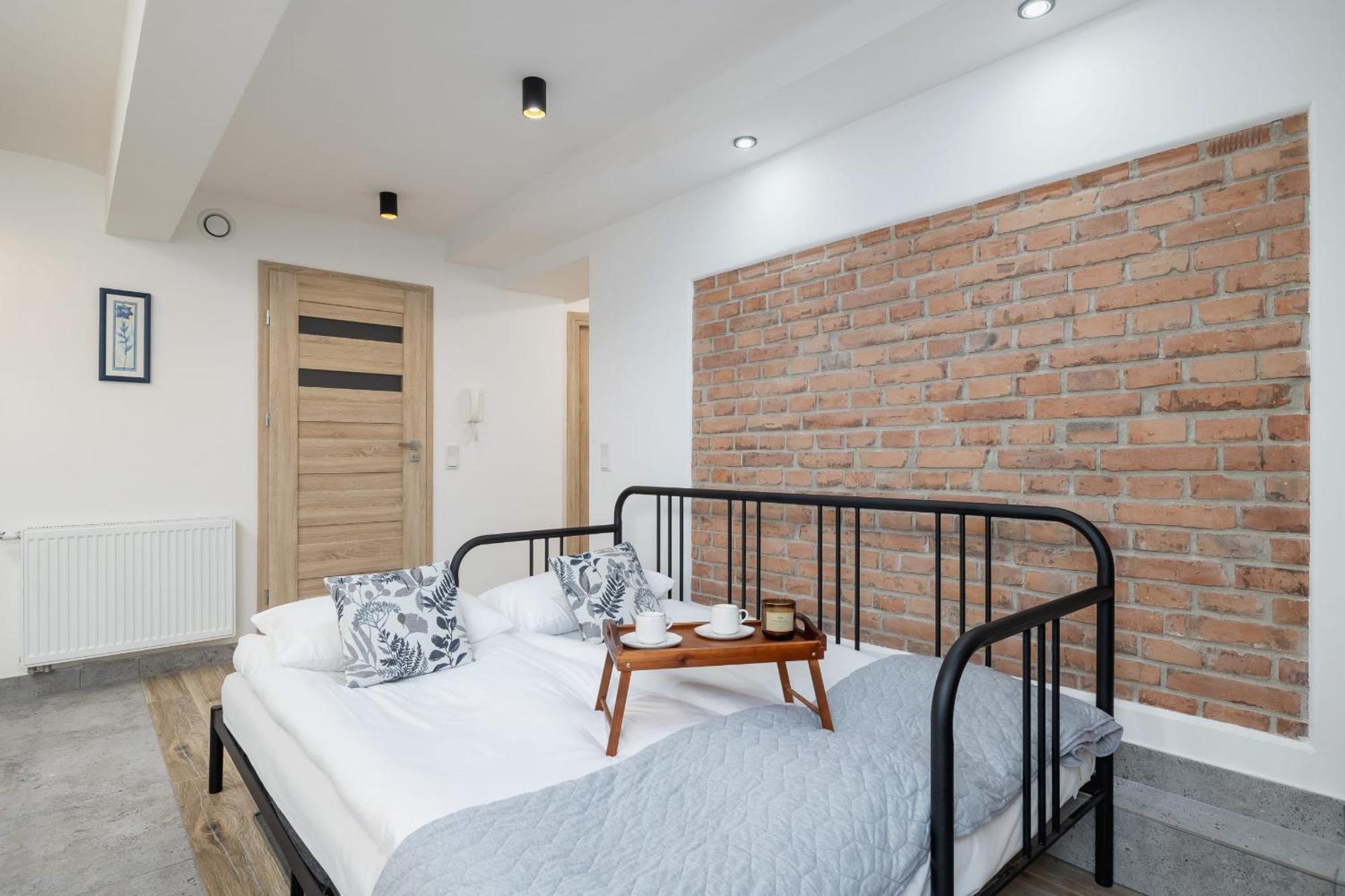 Classic & Elegant Moniuszki In By Renters Krakow